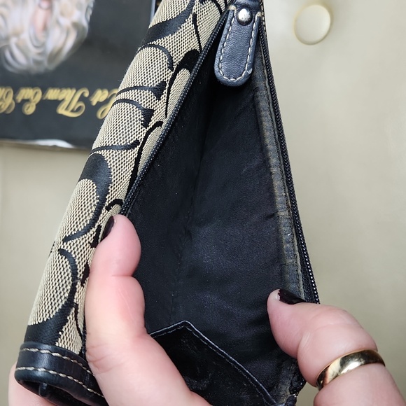 Coach Signature Leather Trim Trifold Full Size Wallet Black - Picture 5 of 7